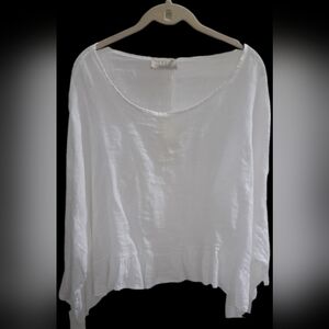 SAGA Made In Italy -- Lovely Linen Blouse!